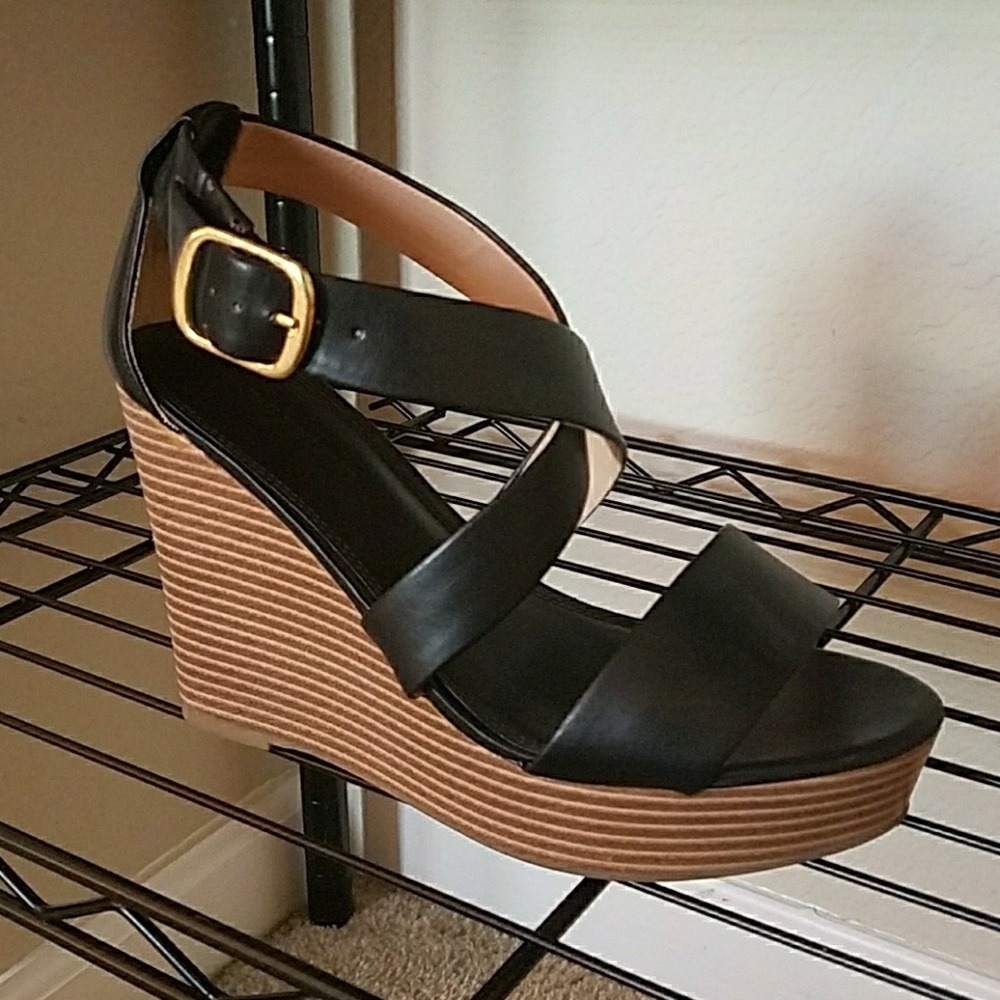 Banana Republic black wedge sandals